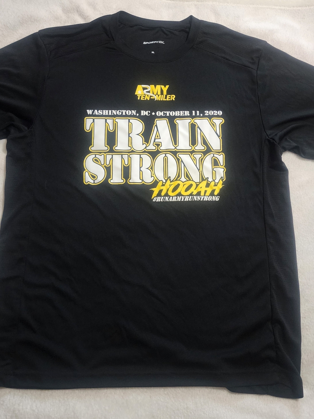 Army Ten-Miler 2020 Train Strong Hooah Black Performance Shirt XL Sport-Tek
